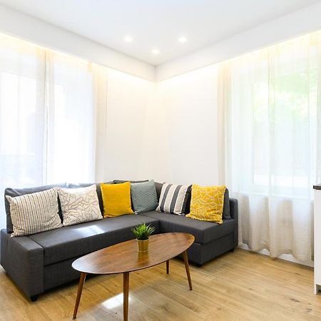 Modern & Elegant By Ndp Rent Lejlighed Rom Eksteriør billede